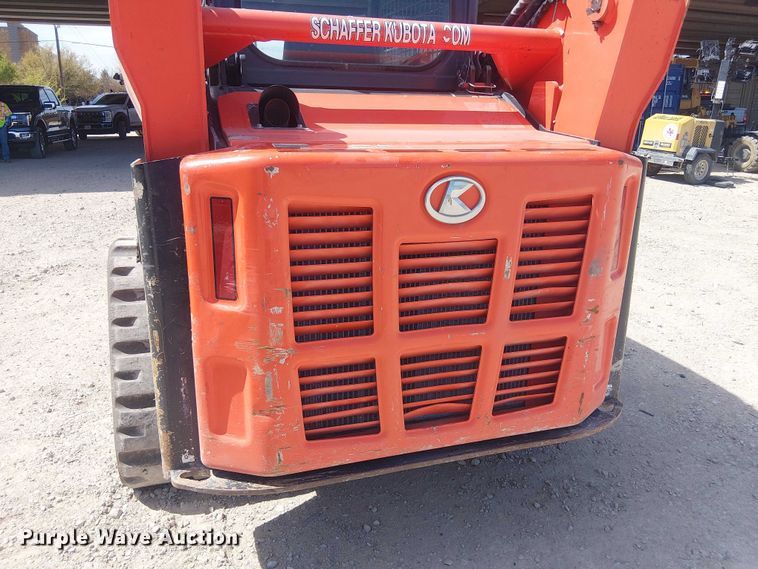 image for item DU3105 2023 Kubota SVL75-2 tracked skid steer loader