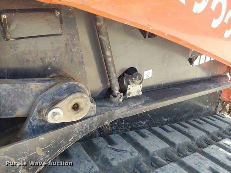 image for item DU3105 2023 Kubota SVL75-2 tracked skid steer loader