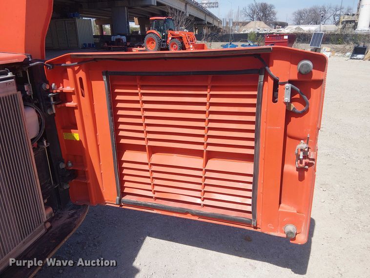 image for item DU3105 2023 Kubota SVL75-2 tracked skid steer loader