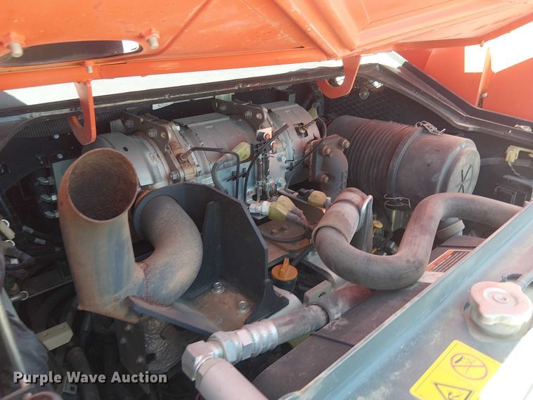 image for item DU3105 2023 Kubota SVL75-2 tracked skid steer loader