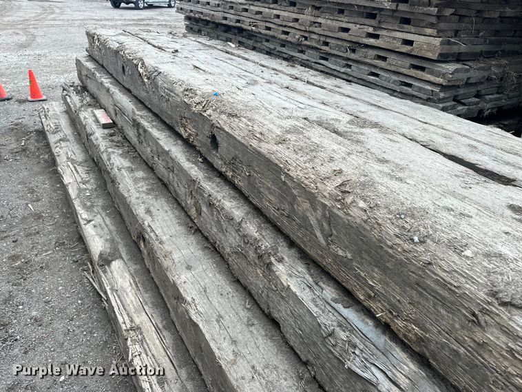 image for item DV0841 (4) crane mats