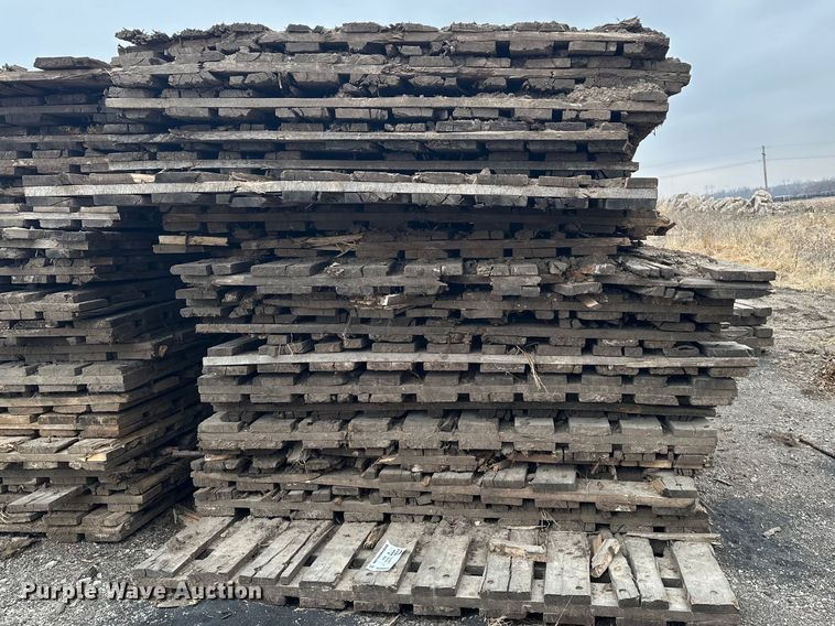 image for item DV0843 (19) crane mats