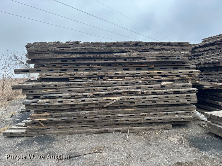 image for item DV0843 (19) crane mats