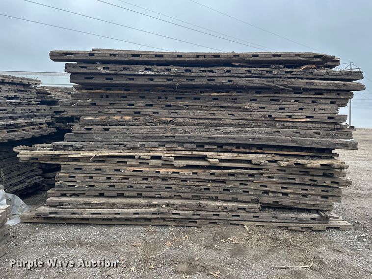 image for item DV0844 (20) crane mats