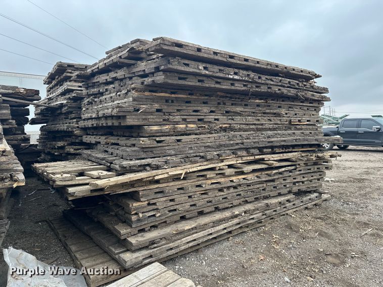 image for item DV0844 (20) crane mats