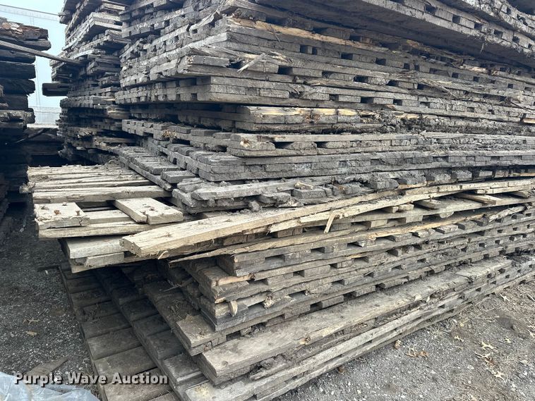 image for item DV0844 (20) crane mats