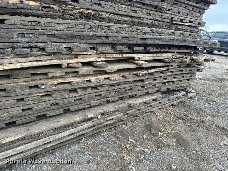 image for item DV0844 (20) crane mats