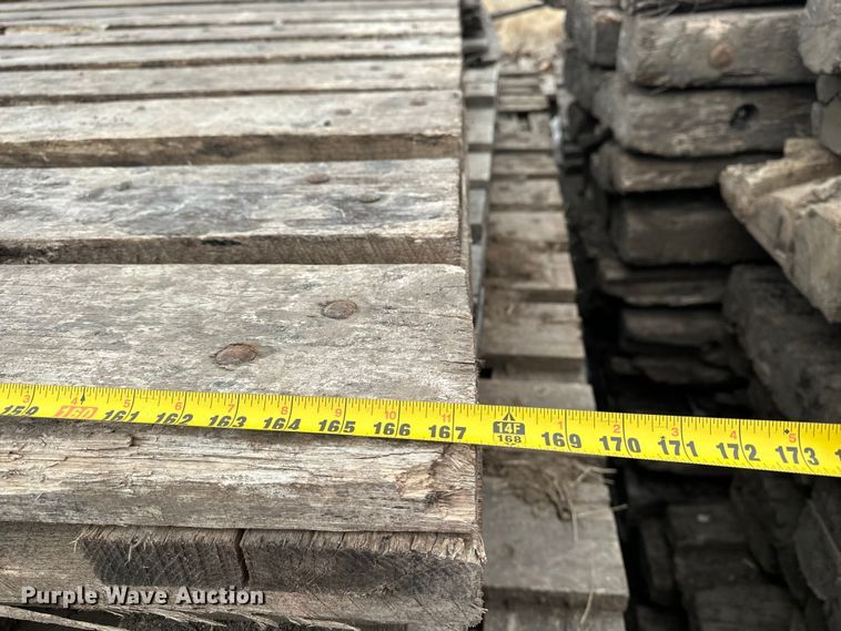 image for item DV0846 (20) crane mats