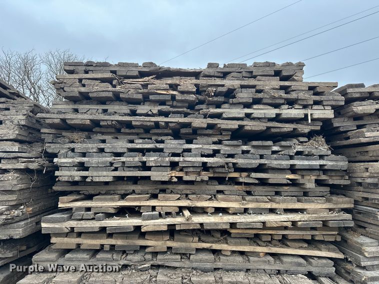 image for item DV0847 (21) crane mats