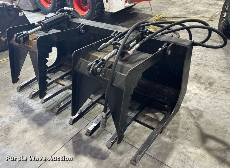 image for item DW4488 Skid steer grapple bucket