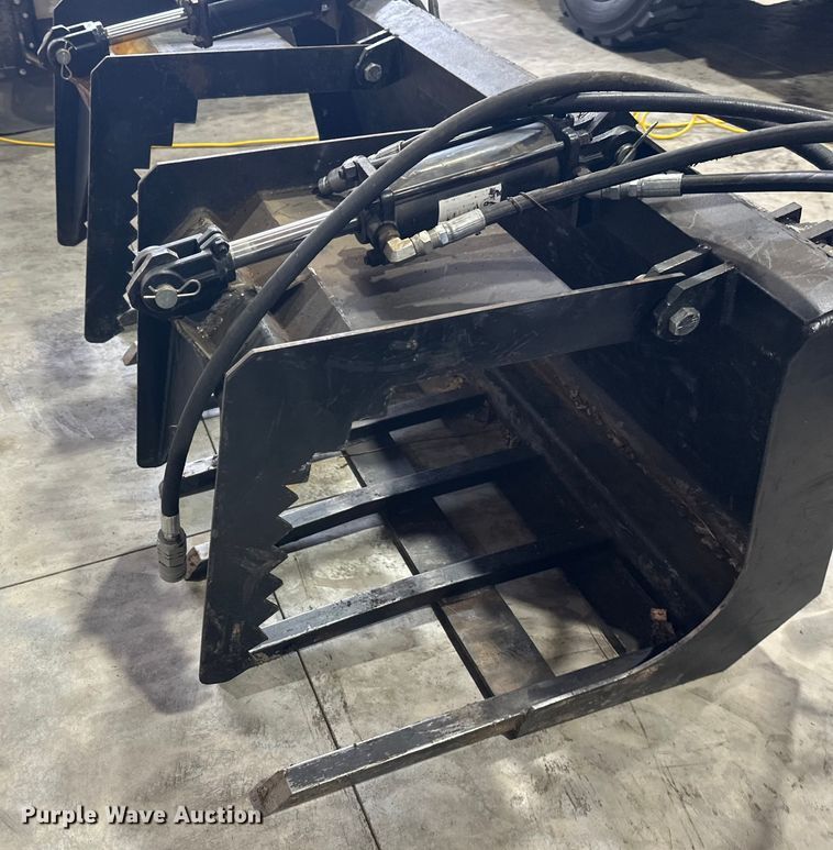 image for item DW4488 Skid steer grapple bucket