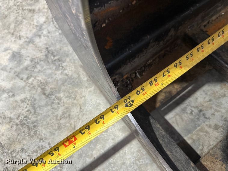 image for item DW4488 Skid steer grapple bucket