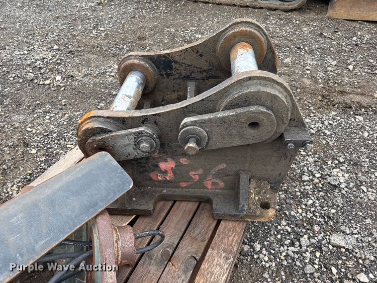 image for item DZ4395 Equipment parts