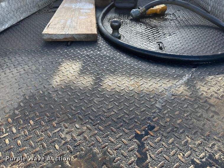 image for item DZ4403 2019 RAM 5500 Crew Cab flatbed truck