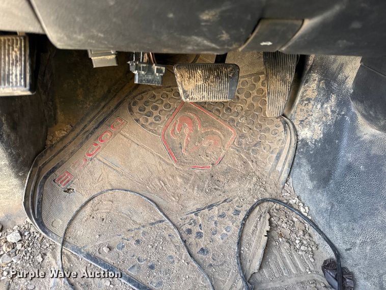 image for item DZ4403 2019 RAM 5500 Crew Cab flatbed truck