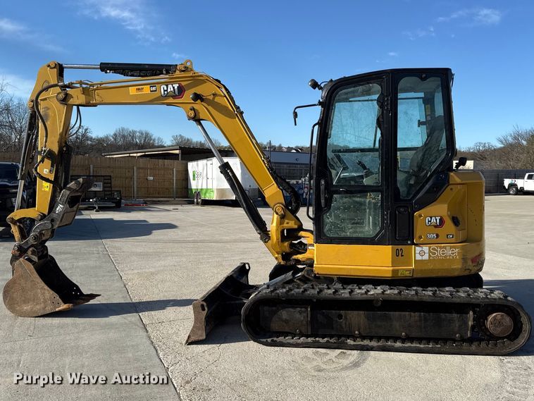 image for item DZ4405 2023 Caterpillar 305 CR mini excavator