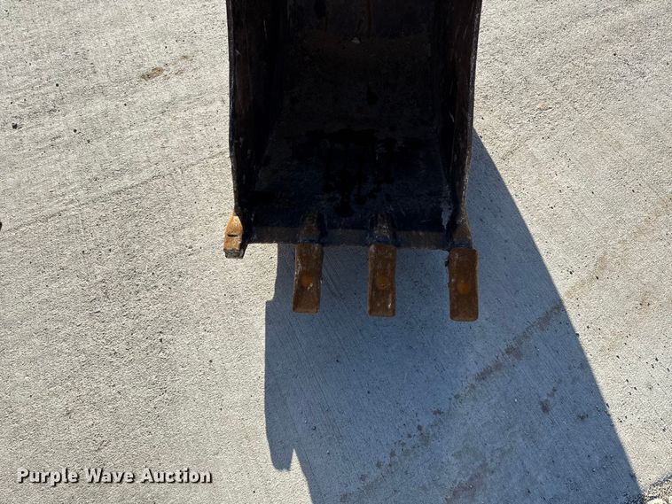 image for item DZ4405 2023 Caterpillar 305 CR mini excavator