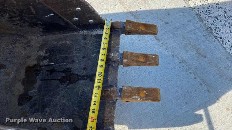 image for item DZ4405 2023 Caterpillar 305 CR mini excavator