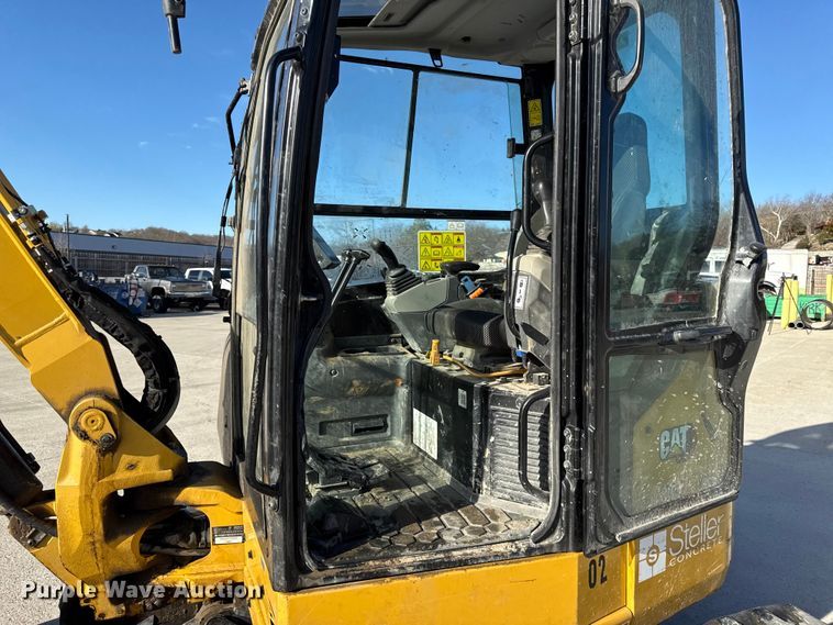 image for item DZ4405 2023 Caterpillar 305 CR mini excavator