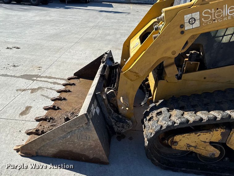 image for item DZ4407 2023 Caterpillar 259D3 tracked skid steer loader