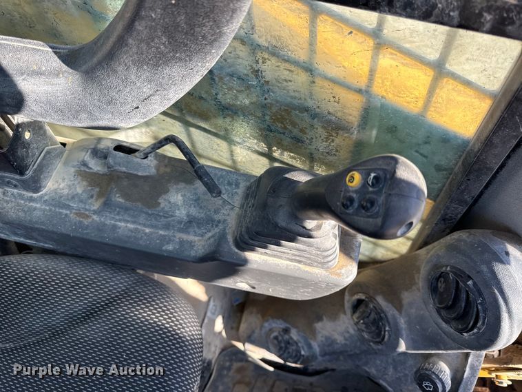 image for item DZ4407 2023 Caterpillar 259D3 tracked skid steer loader