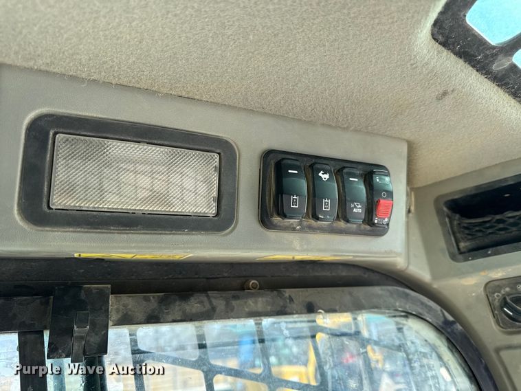 image for item DZ4407 2023 Caterpillar 259D3 tracked skid steer loader