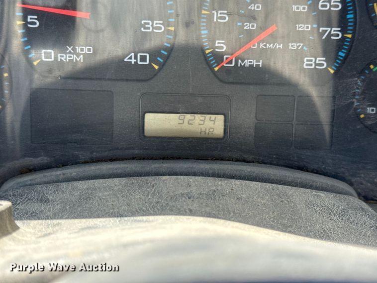 image for item DZ4425 2004 International 4300 digger derrick truck