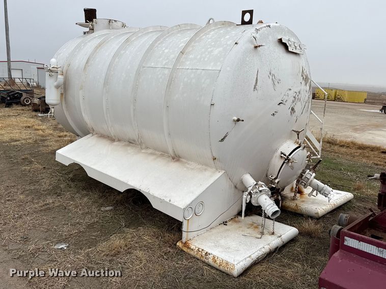 image for item DZ5160 Tank bed