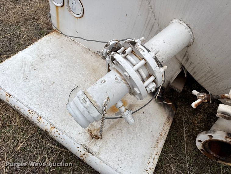 image for item DZ5160 Tank bed