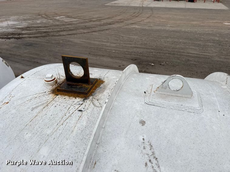 image for item DZ5160 Tank bed