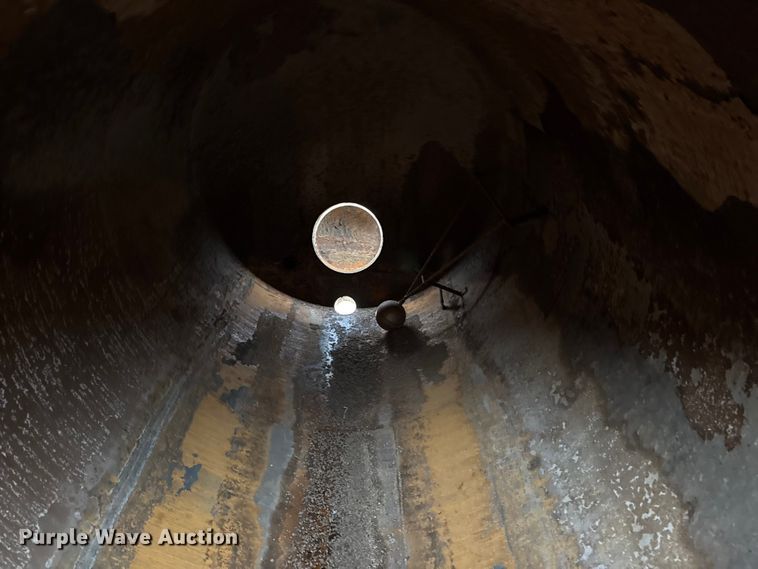 image for item DZ5160 Tank bed