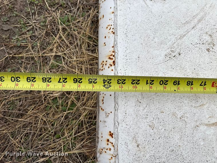 image for item DZ5160 Tank bed