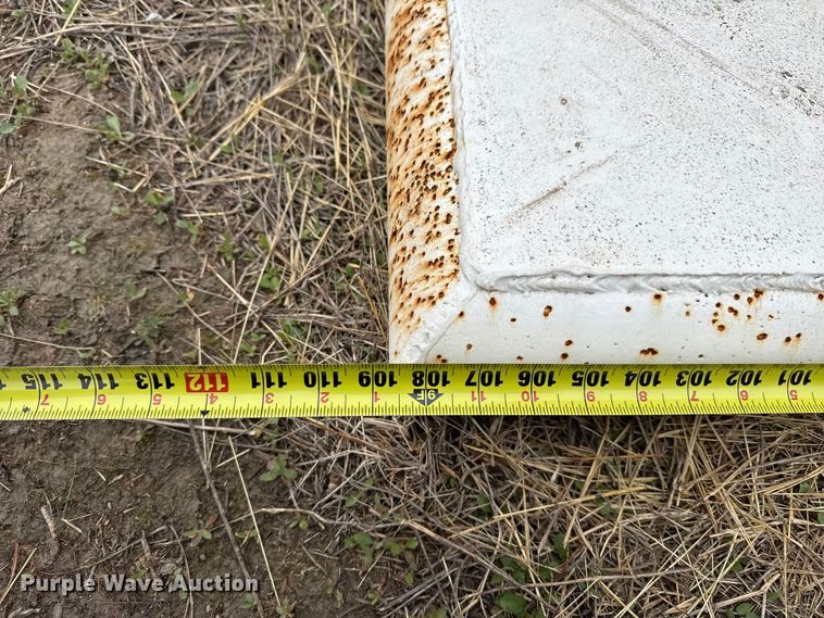 image for item DZ5160 Tank bed