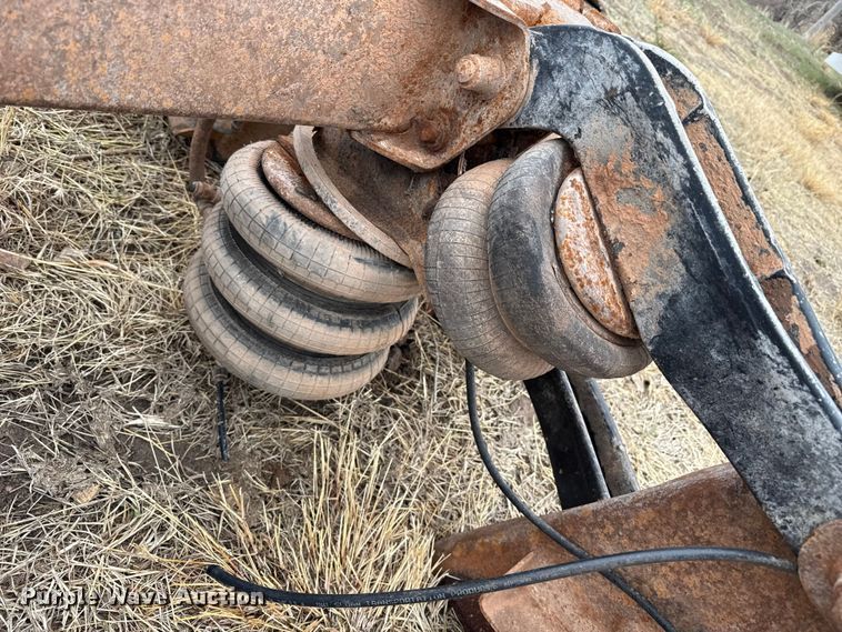 image for item DZ5162 (4) steerable tag axles