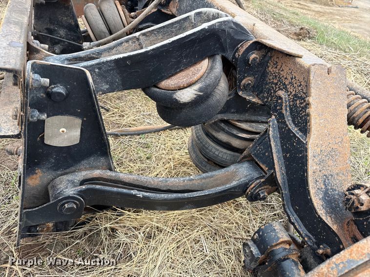 image for item DZ5162 (4) steerable tag axles