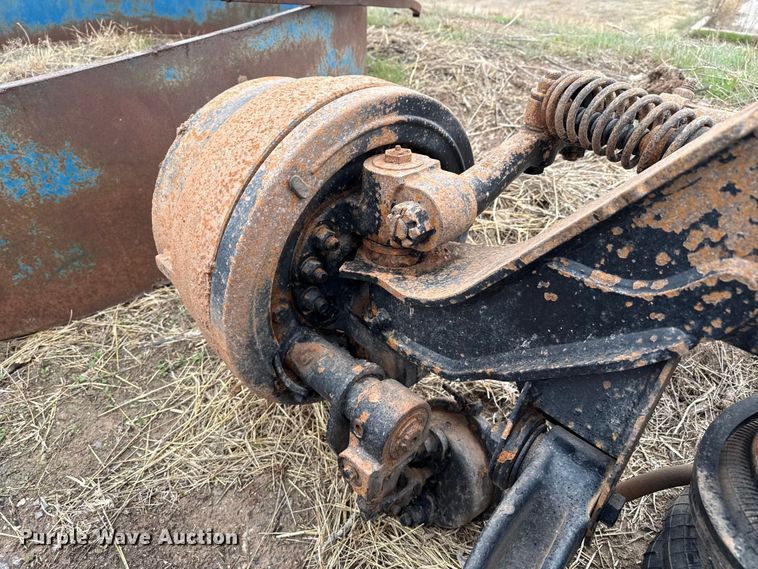 image for item DZ5162 (4) steerable tag axles