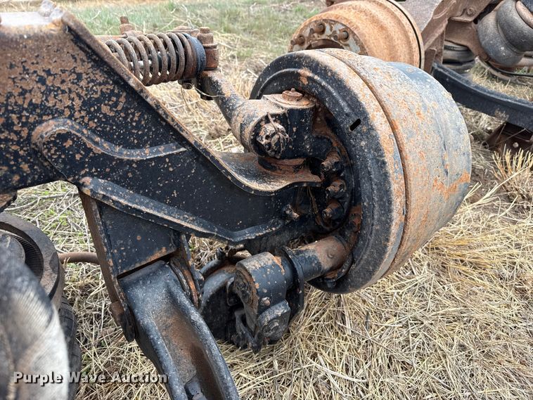 image for item DZ5162 (4) steerable tag axles