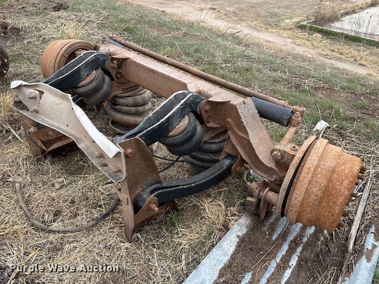 image for item DZ5162 (4) steerable tag axles