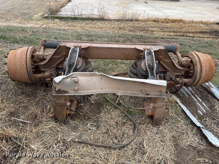 image for item DZ5162 (4) steerable tag axles