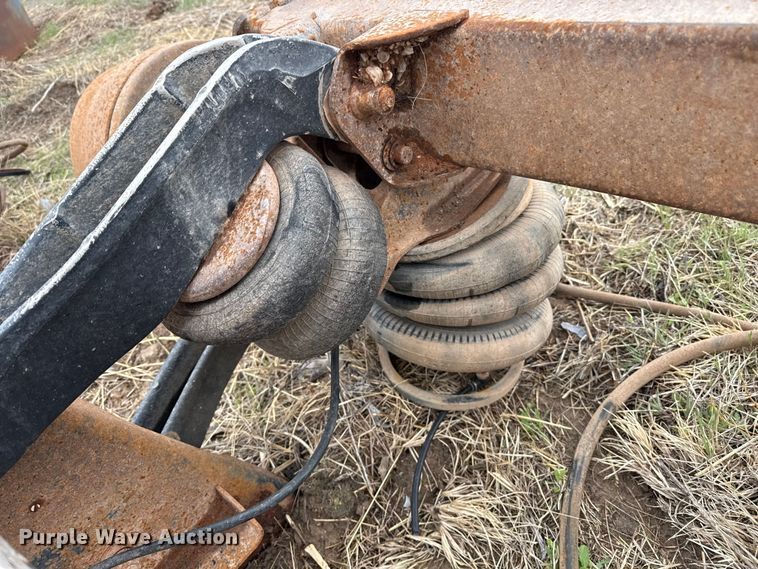 image for item DZ5162 (4) steerable tag axles