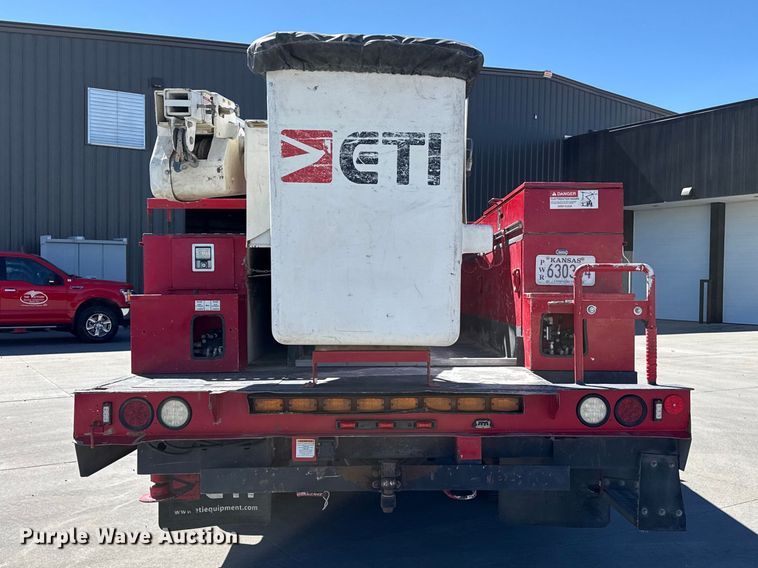 image for item DZ5187 2015 Ford F550 Ext. cab bucket truck