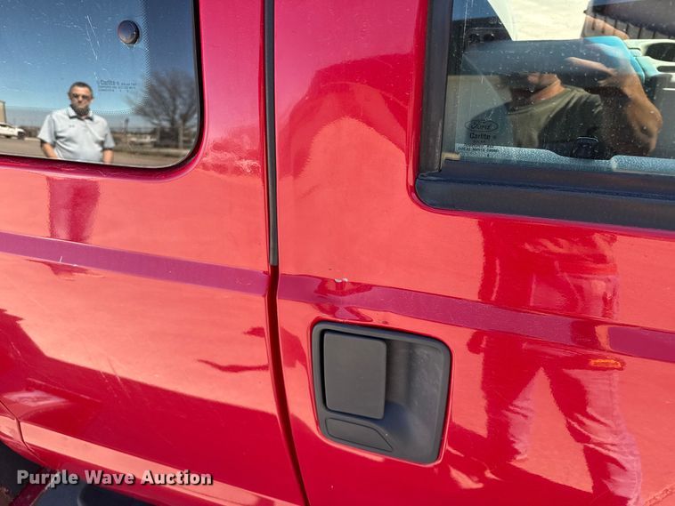 image for item DZ5187 2015 Ford F550 Ext. cab bucket truck