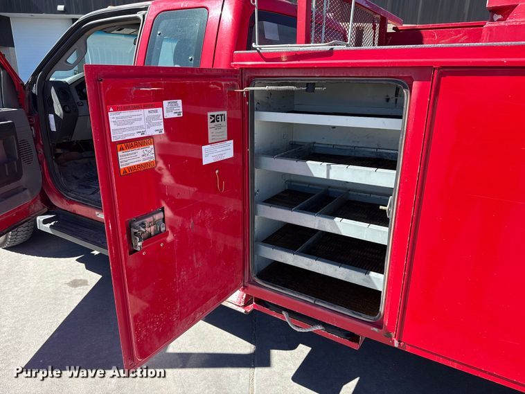 image for item DZ5187 2015 Ford F550 Ext. cab bucket truck