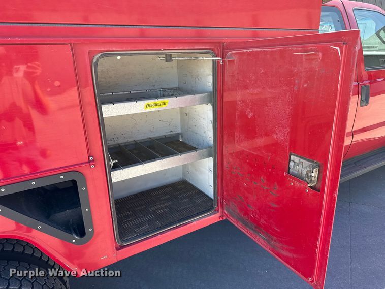 image for item DZ5187 2015 Ford F550 Ext. cab bucket truck