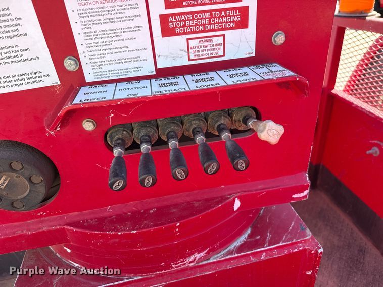 image for item DZ5187 2015 Ford F550 Ext. cab bucket truck