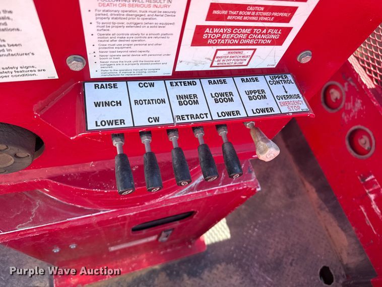 image for item DZ5187 2015 Ford F550 Ext. cab bucket truck