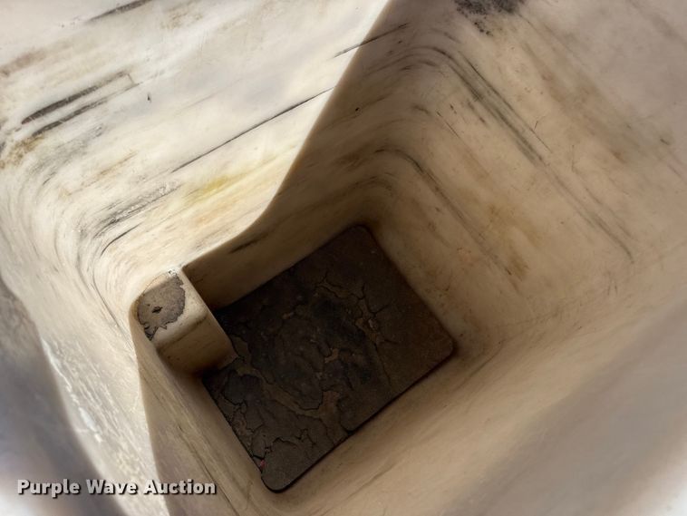 image for item DZ5187 2015 Ford F550 Ext. cab bucket truck