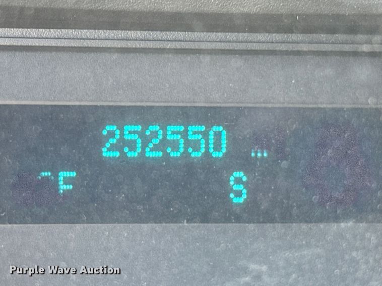 image for item DZ5187 2015 Ford F550 Ext. cab bucket truck