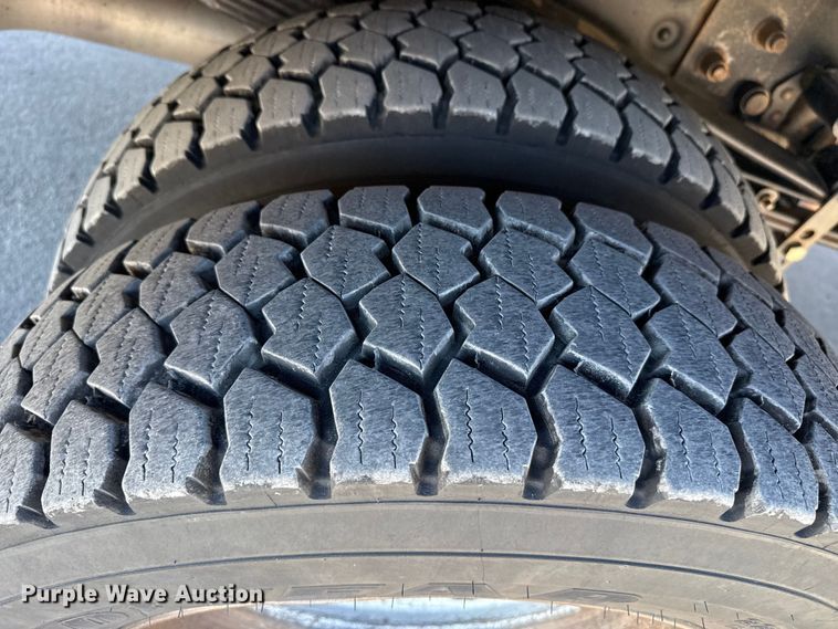 image for item DZ5187 2015 Ford F550 Ext. cab bucket truck