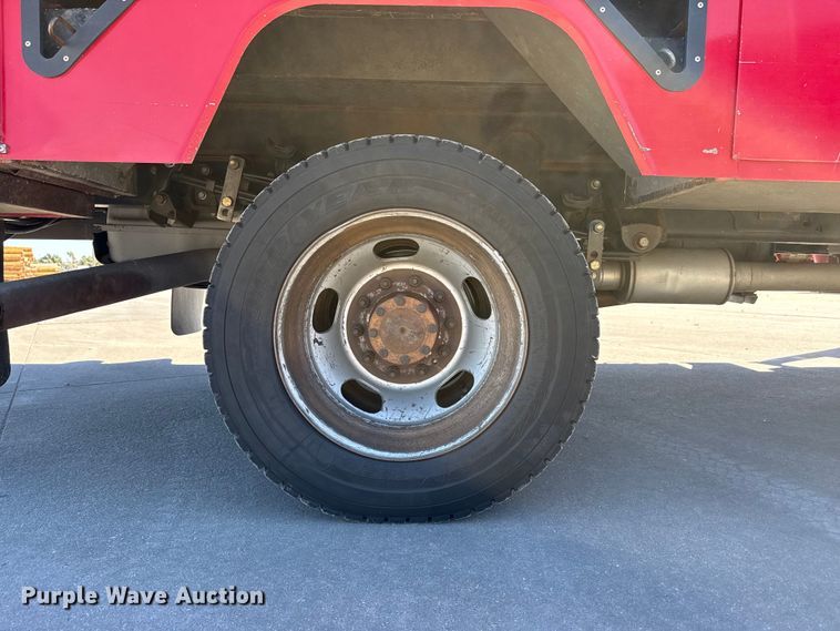 image for item DZ5187 2015 Ford F550 Ext. cab bucket truck